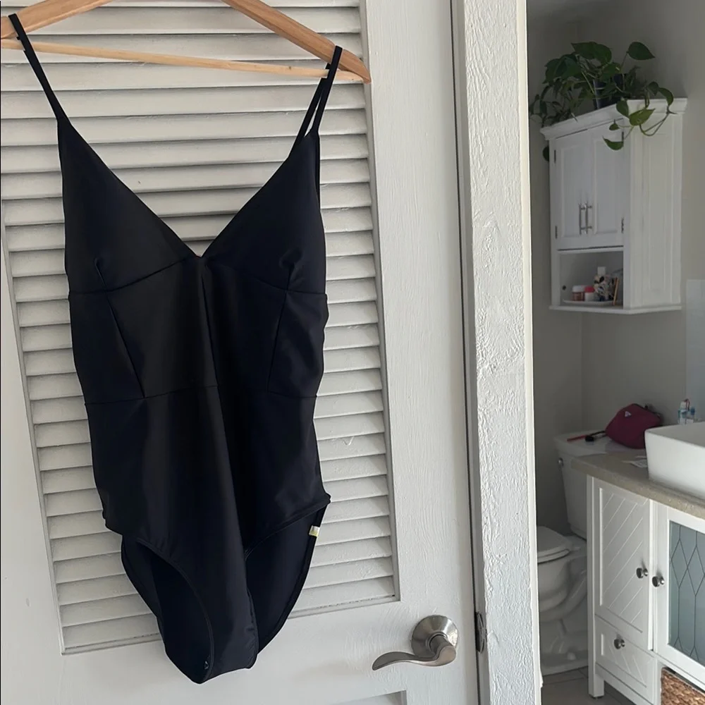 Summersalt Swimsuit size 10 - Picture 7 of 9